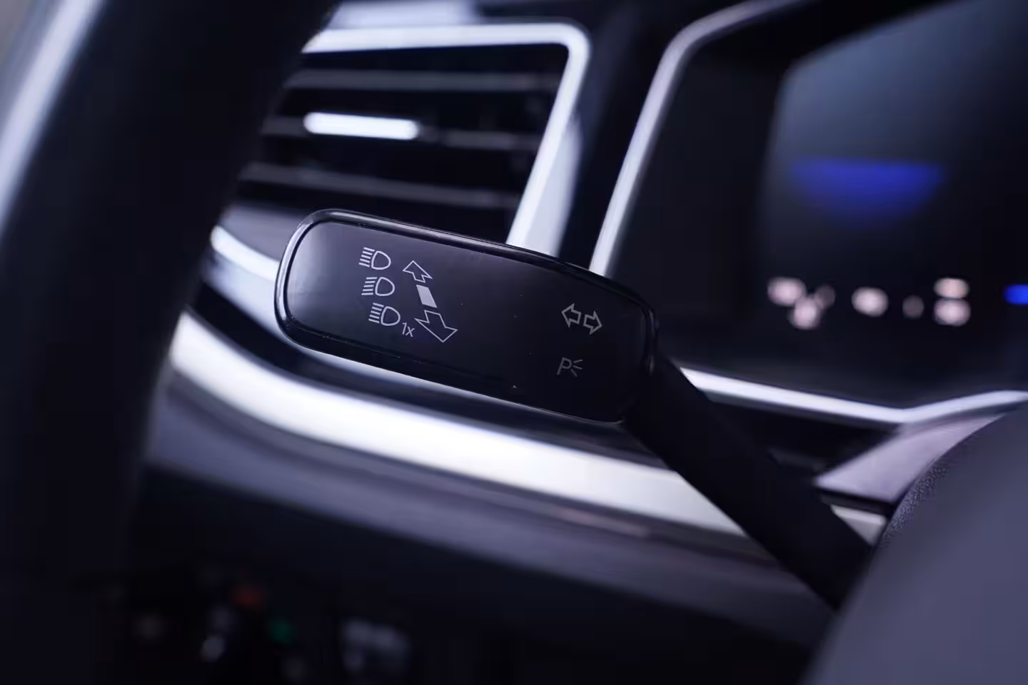 Volkswagen Polo 1.0 TSI Life Edition Navi Stoelverwarming Apple Carplay PDC v+a private-glas digi-cockpit