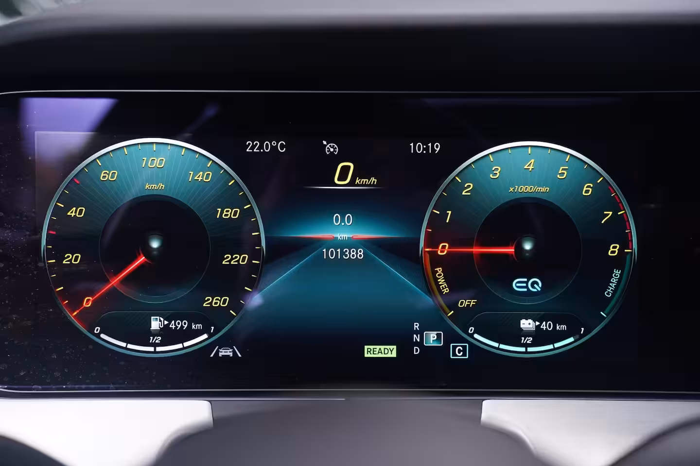 Mercedes-Benz E-klasse Estate 300 e AMG Line SOH 97% 1e Eig. NAP Panodak DAB-ontvangst sfeerverlichting Apple-carplay PD