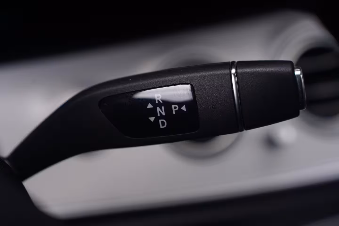 Mercedes-Benz E-klasse Estate 300 e AMG Line SOH 97% 1e Eig. NAP Panodak DAB-ontvangst sfeerverlichting Apple-carplay PD