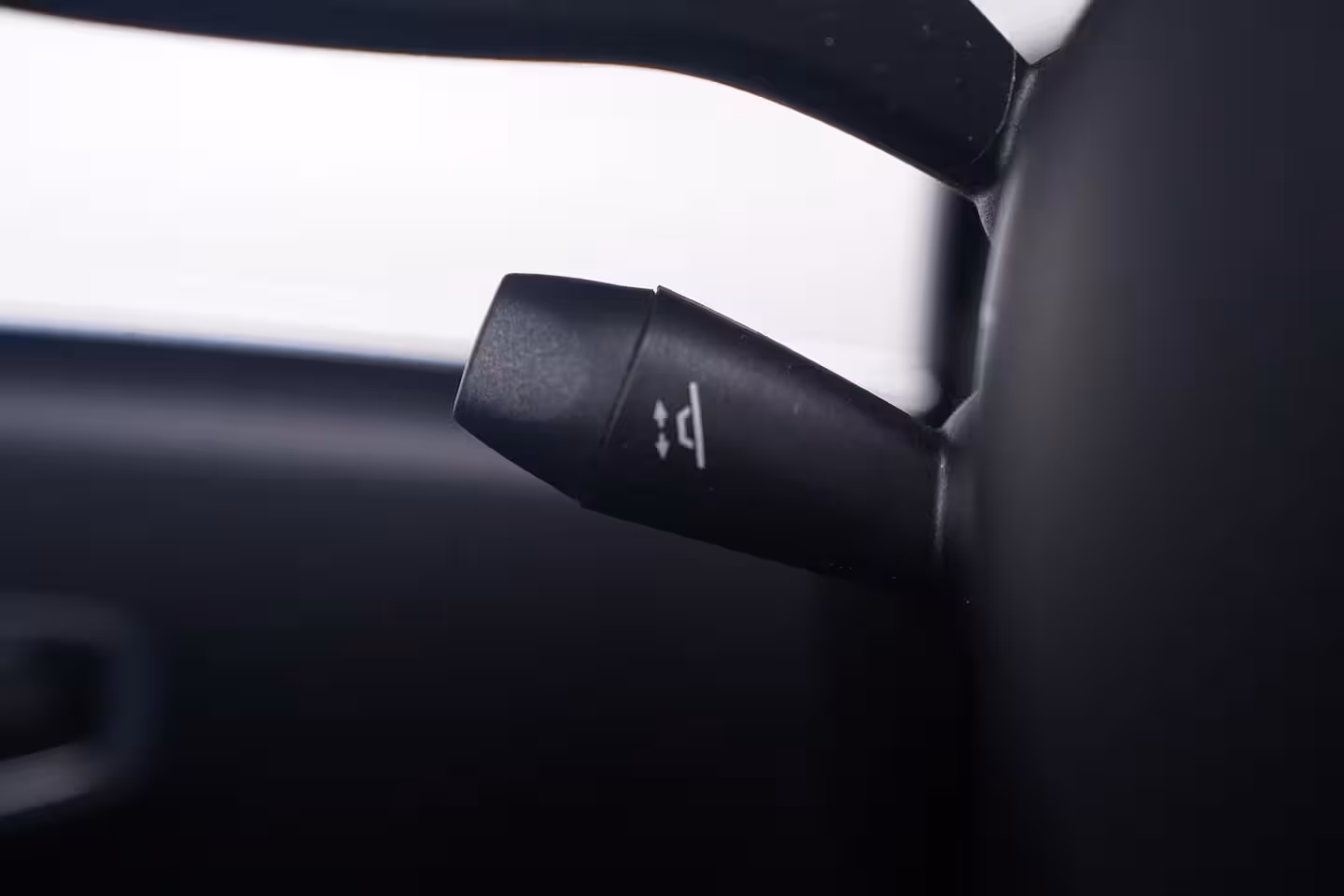 Mercedes-Benz E-klasse Estate 300 e AMG Line SOH 97% 1e Eig. NAP Panodak DAB-ontvangst sfeerverlichting Apple-carplay PD