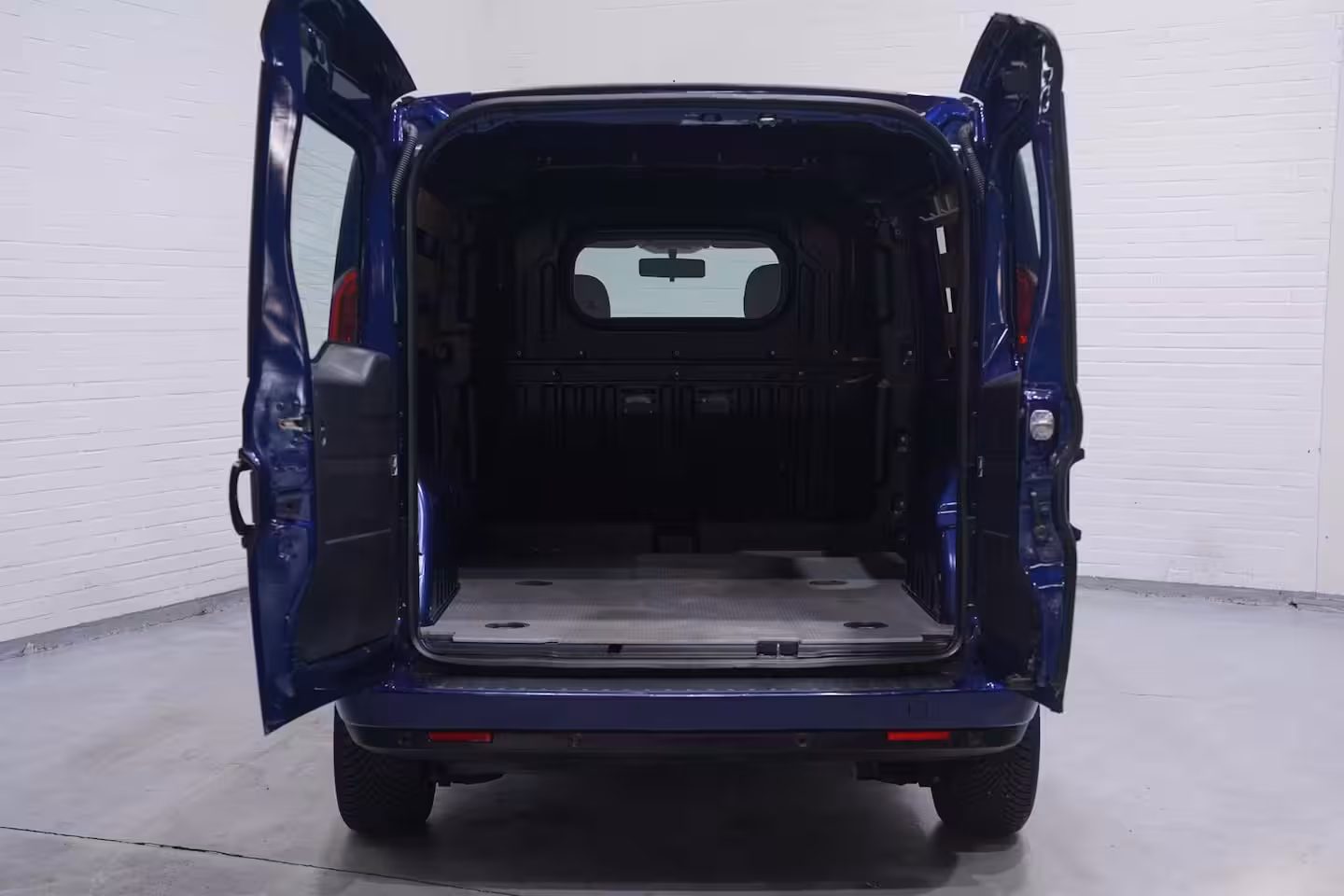 Fiat Doblò Cargo 1.3 MJ 95 pk L1H1 SX Airco, Navi, 17" LMV Cruise Control, Elek. Pakket, NAP, PDC achter, 1