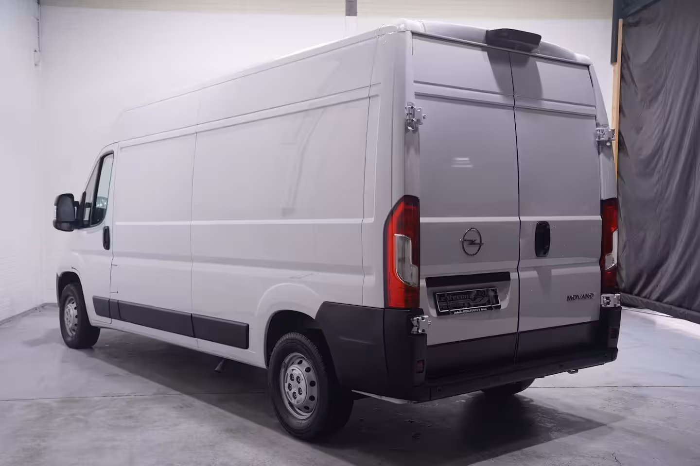 Opel Movano 2.2D 140 pk L3H2 Airco ECC, Navi, Camera Laadruimte Pakket, PDC achter, 3-Zits