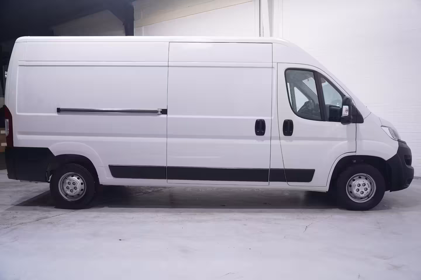 Opel Movano 2.2D 140 pk L3H2 Airco ECC, Navi, Camera Laadruimte Pakket, PDC achter, 3-Zits