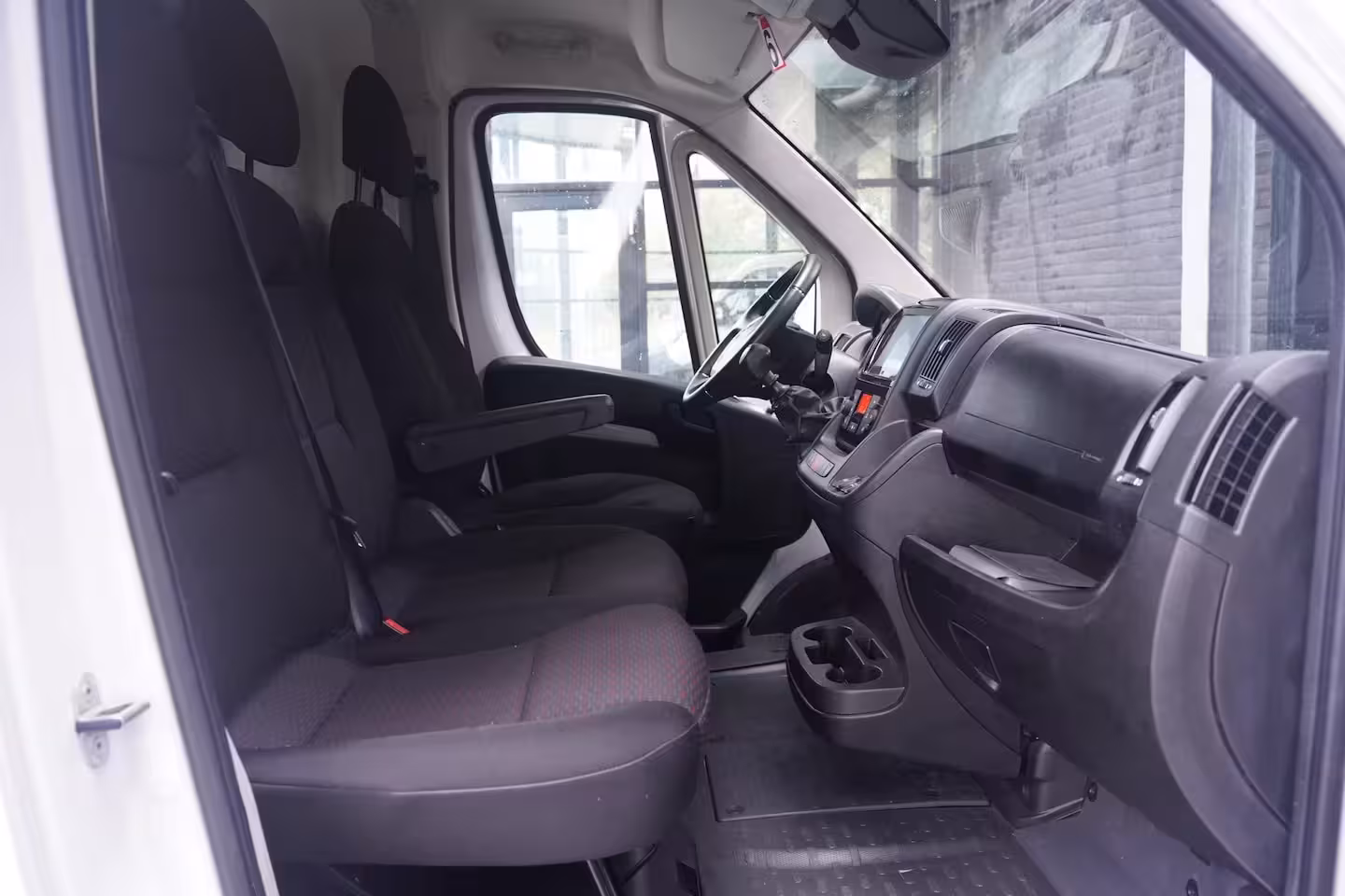 Opel Movano 2.2D 140 pk L3H2 Airco ECC, Navi, Camera Laadruimte Pakket, PDC achter, 3-Zits
