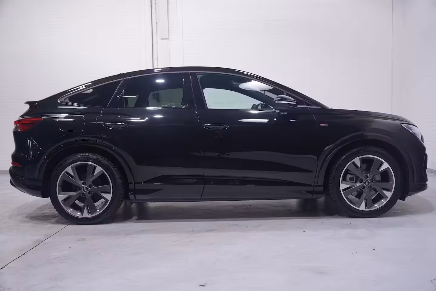 Audi Q4 Sportback e-tron 45 quattro S Edition Competition 82 kWh SOH 100% NAP 1e Eigenaar Apple Carplay Navi ACC Vo