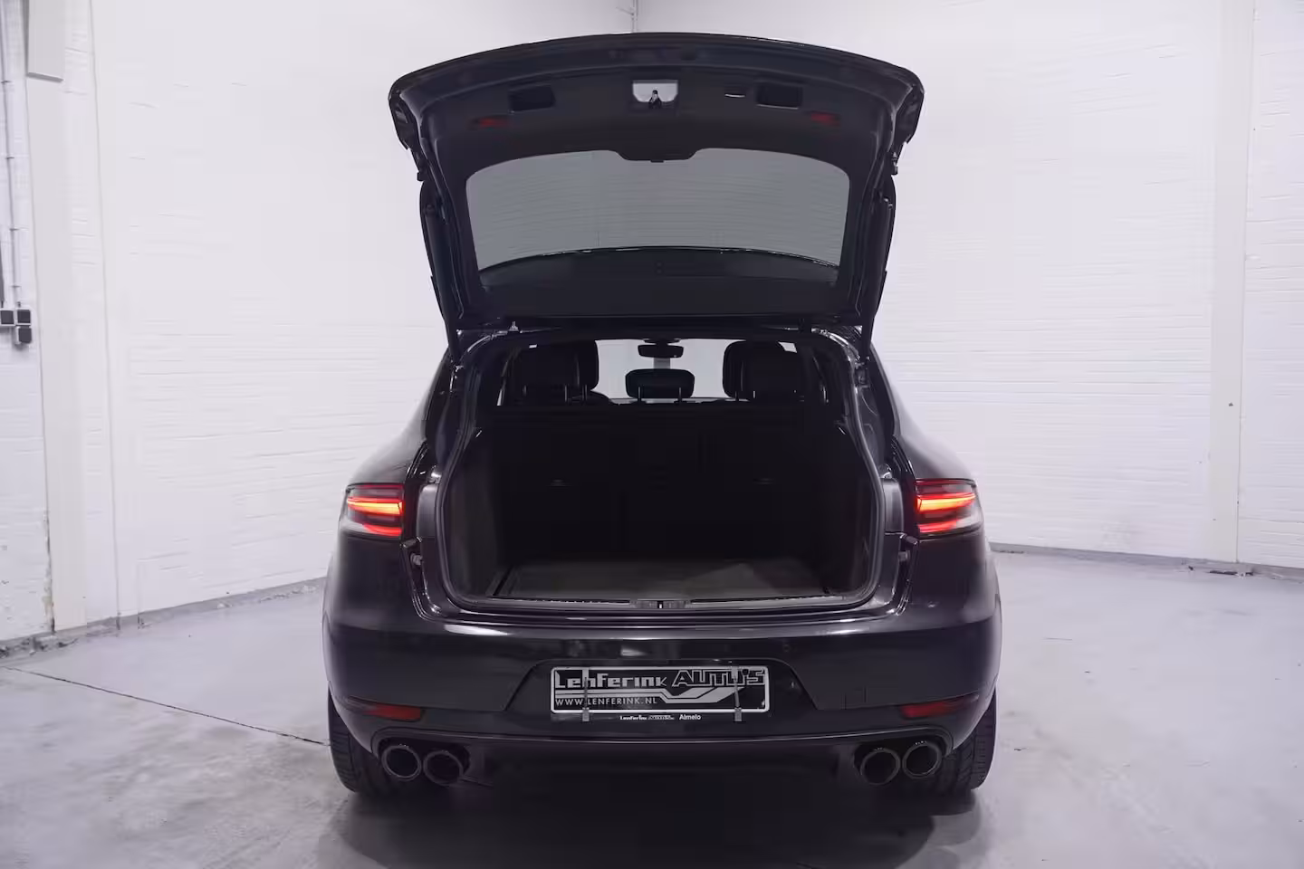 Porsche Macan 3.0 S S 3.0 354PK ACC standkachel sportstoelen electrisch bedienbaar met memo camera Apple