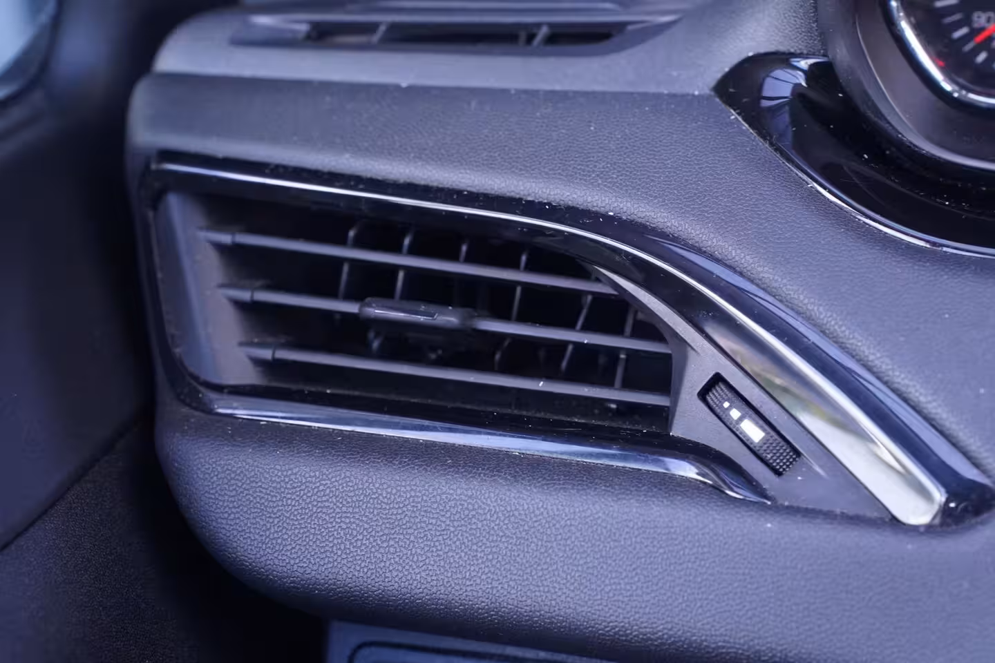 Peugeot 208 1.2 VTi Blue Lease Navigatie Cruisecontrol
