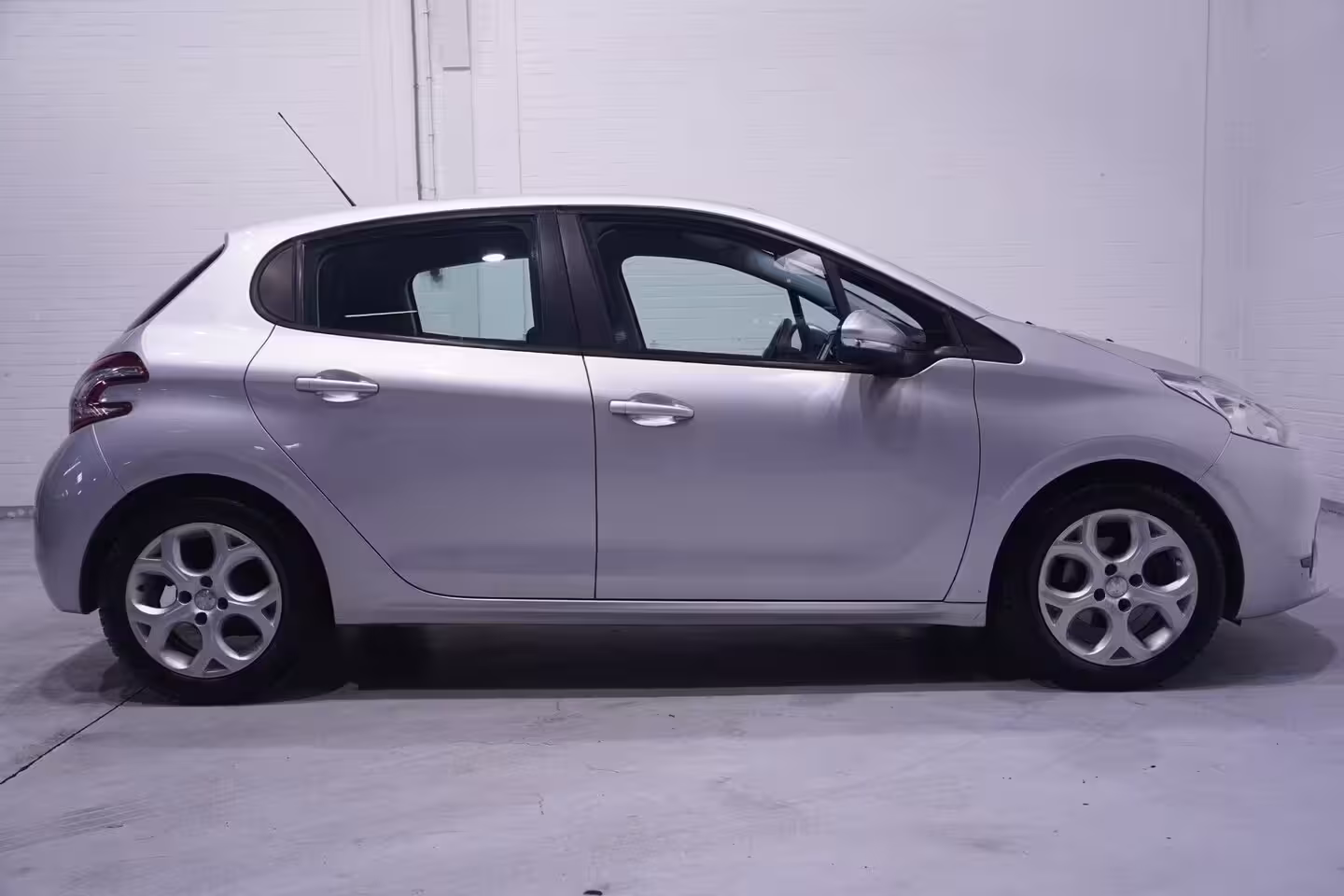 Peugeot 208 1.2 VTi Blue Lease Navigatie Cruisecontrol