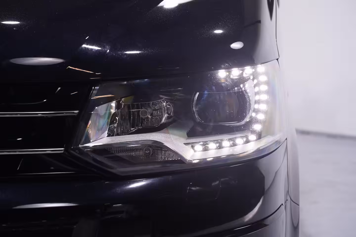 Volkswagen Transporter 2.0 TDI Dubbel Cabine L2 4Motion Marge Auto Airco, Navi, Xenon, PDC V+A, 6-Zits