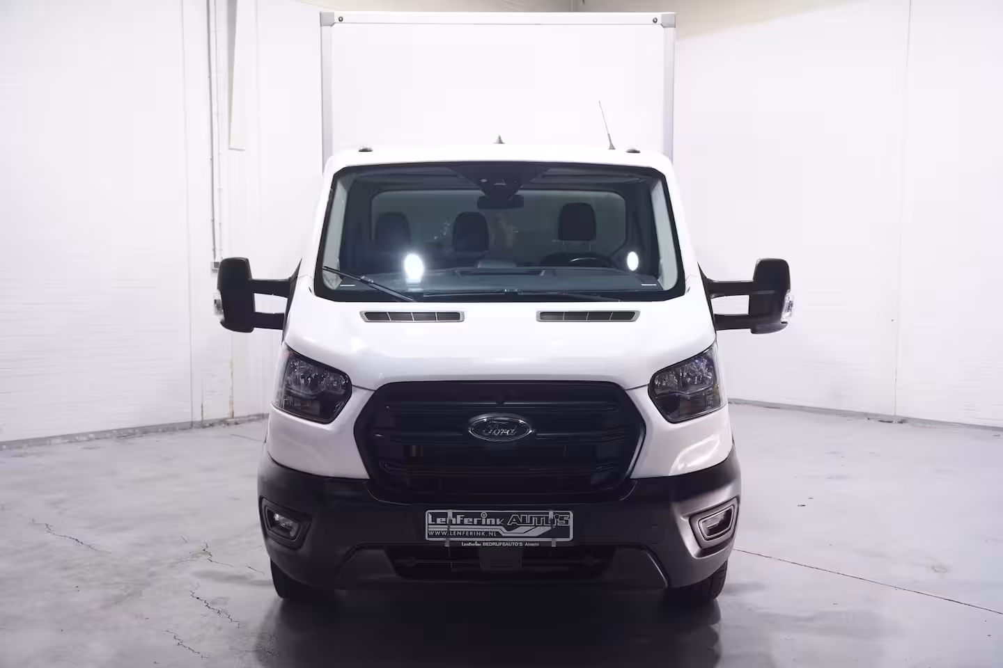 Ford Transit 2.0 TDCi 160 pk Bakwagen met Laadklep Airco Cruise Control, LxBxH 420x200x210 cm, 3-Zits