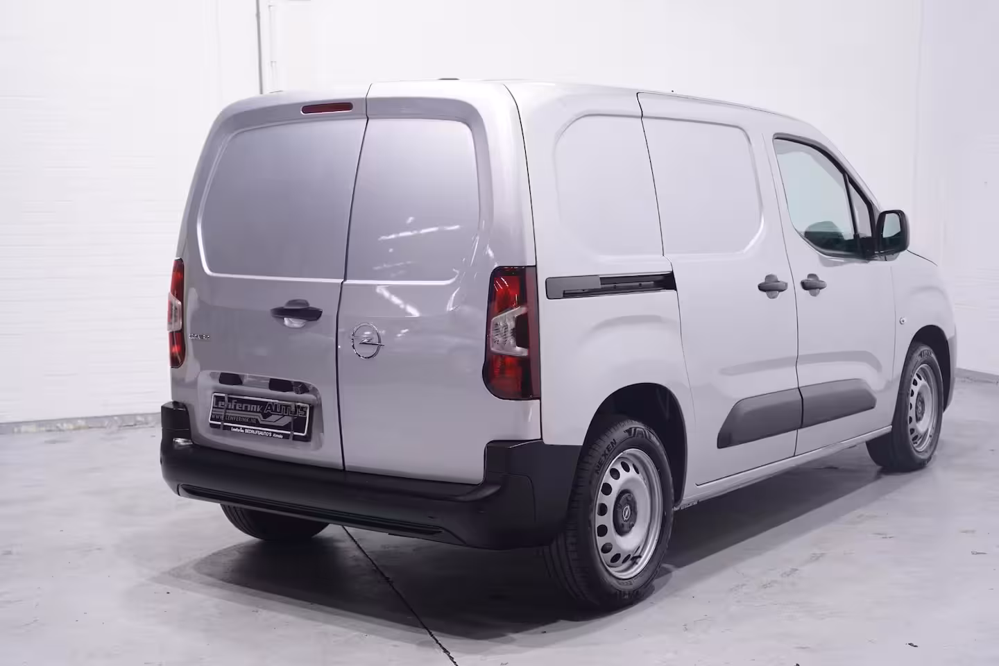Opel Combo 1.5 BlueHDi 102 pk L1 Airco, Camera achter Apple Carplay, NAP, Laadruimte Pakket, PDC acht