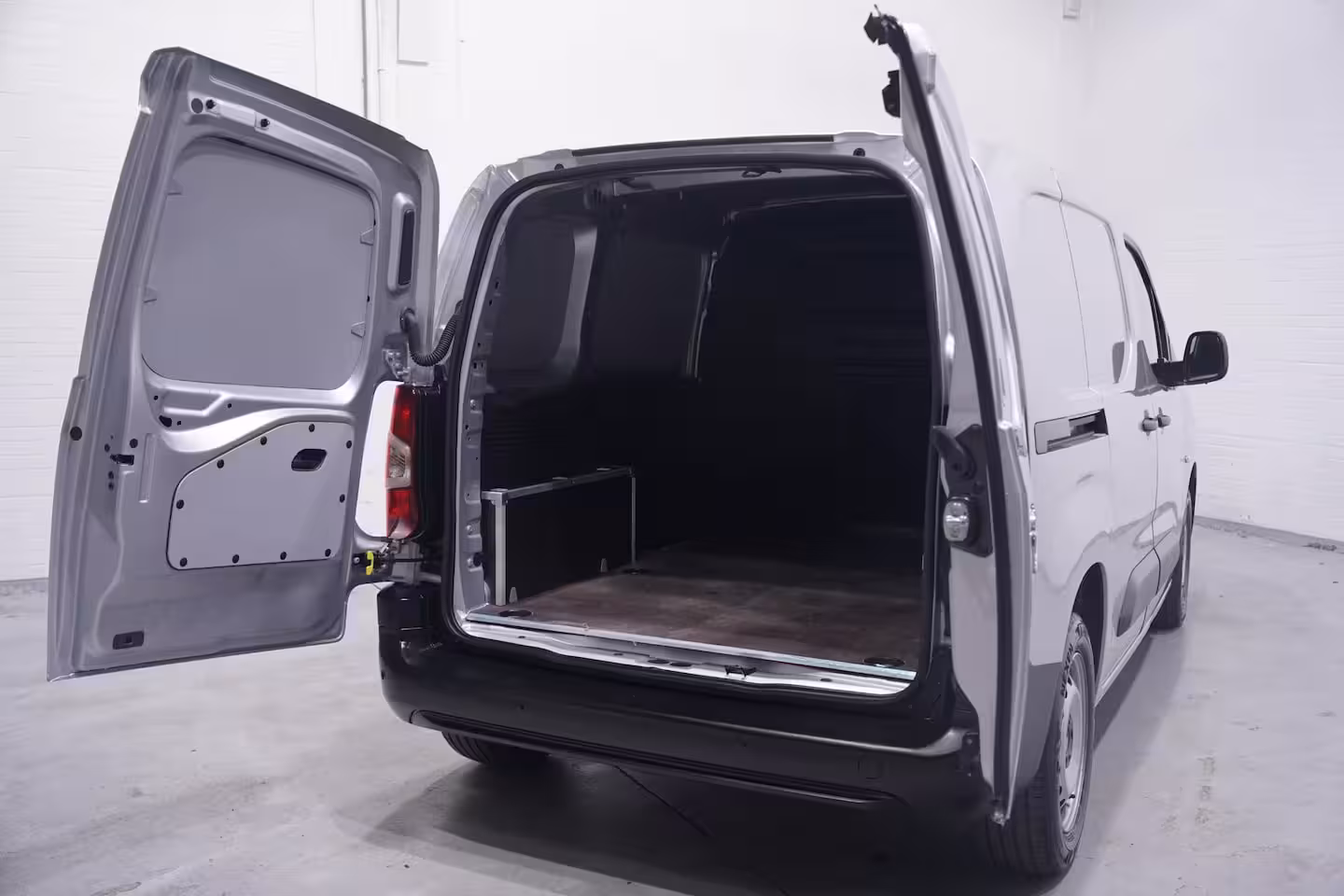 Opel Combo 1.5 BlueHDi 102 pk L1 Airco, Camera achter Apple Carplay, NAP, Laadruimte Pakket, PDC acht