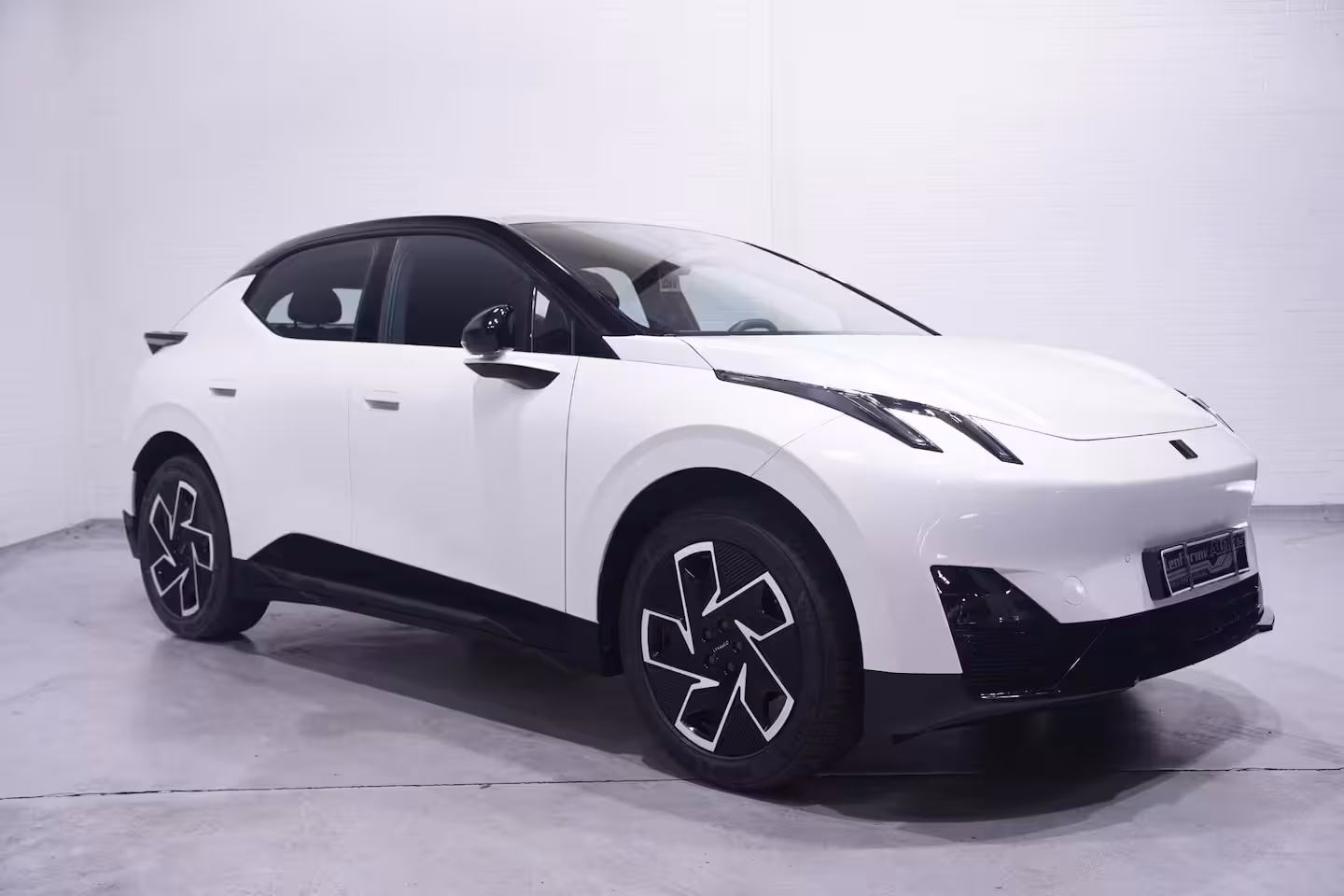 Lynk & Co 02 Core 66 kWh SOH 99% Apple Carplay Panoramadak Achteruitrijcamera Clima Stoelverwarming Nav