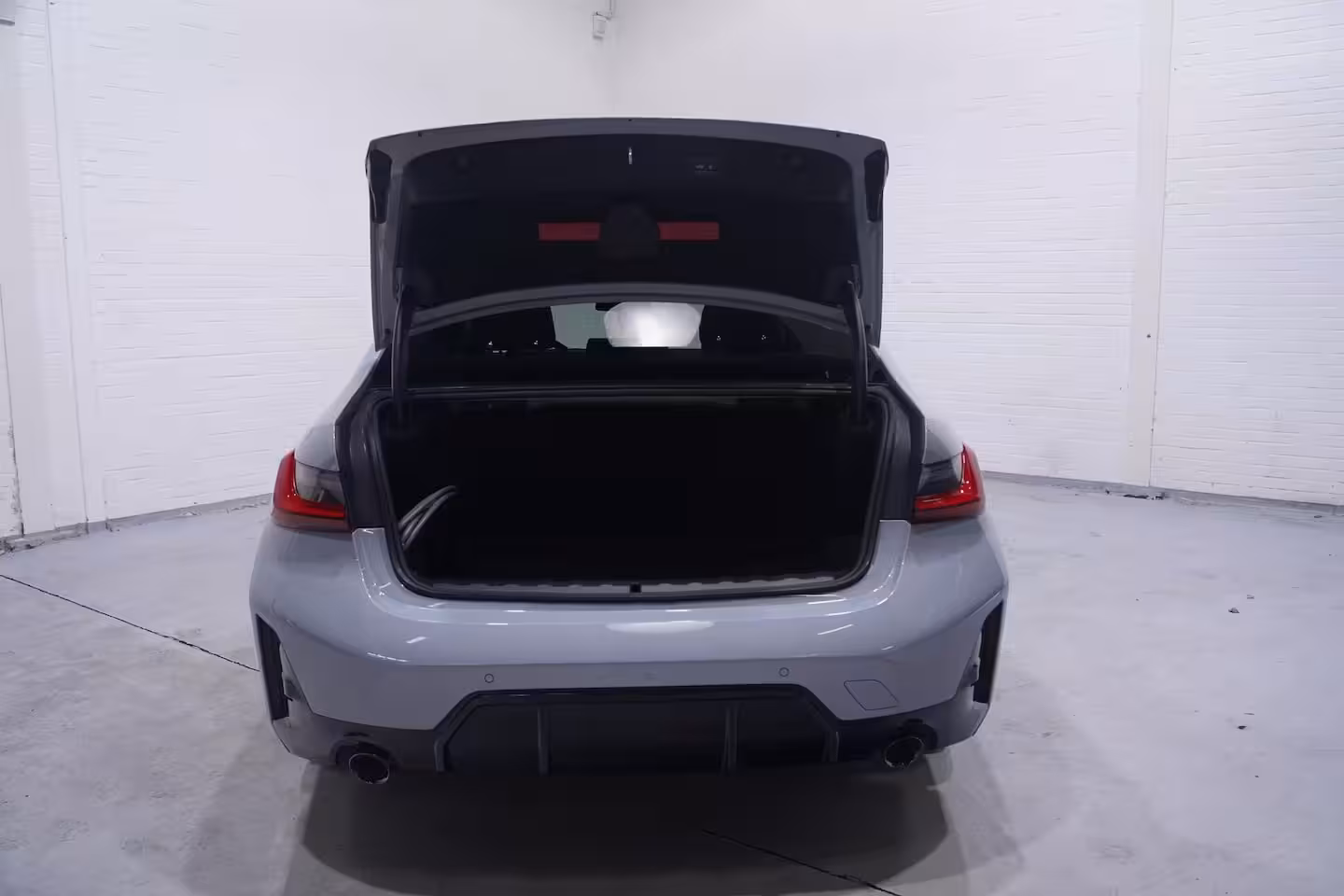 BMW 3-serie 330e M Sport SOH 96% Head up Schuifdak Camera Memory Shadowline 20 Inch Apple Carplay Trav