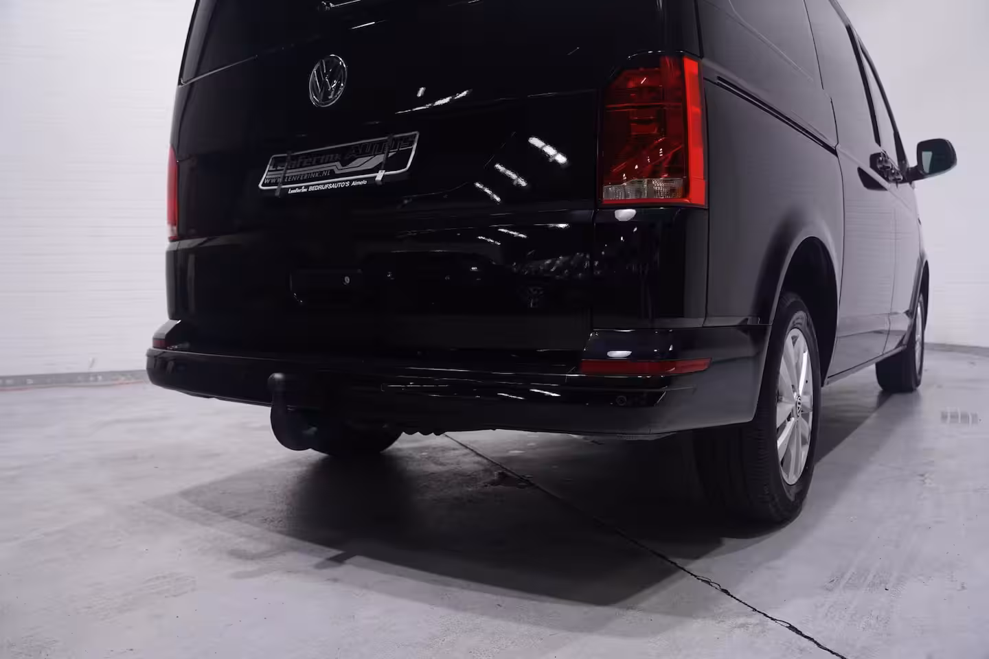 Volkswagen Transporter 2.0 TDI 150 pk DSG Aut. L1H1 Airco, 2x Schuifdeur Apple Carplay, Cruise Control, 16" LMV,