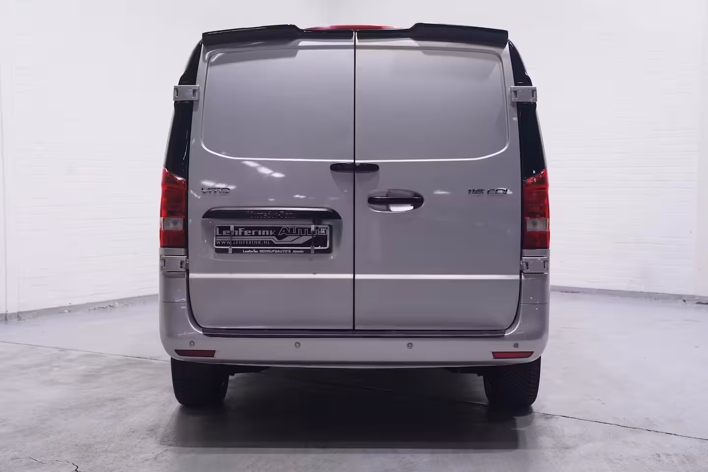 Mercedes-Benz Vito 116 CDI 163 pk Silver&Black Edition Extra Lang Navi, Camera, 19" LMV, Apple Carplay, Laadr