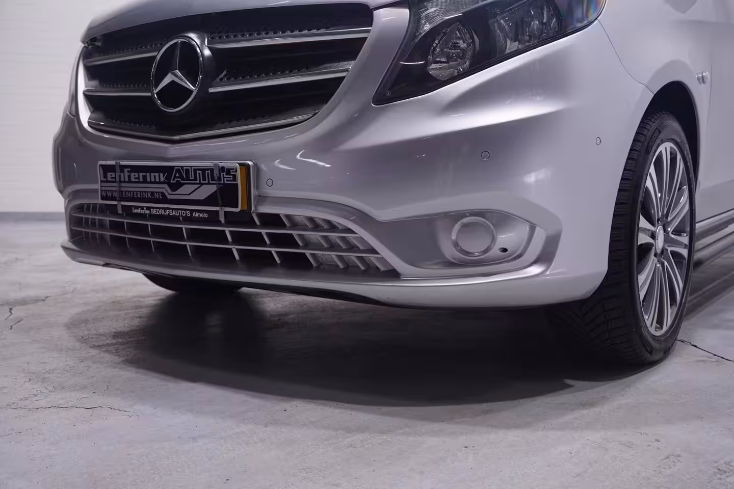 Mercedes-Benz Vito 116 CDI 163 pk Silver&Black Edition Extra Lang Navi, Camera, 19" LMV, Apple Carplay, Laadr