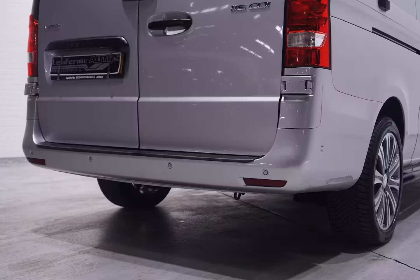 Mercedes-Benz Vito 116 CDI 163 pk Silver&Black Edition Extra Lang Navi, Camera, 19" LMV, Apple Carplay, Laadr