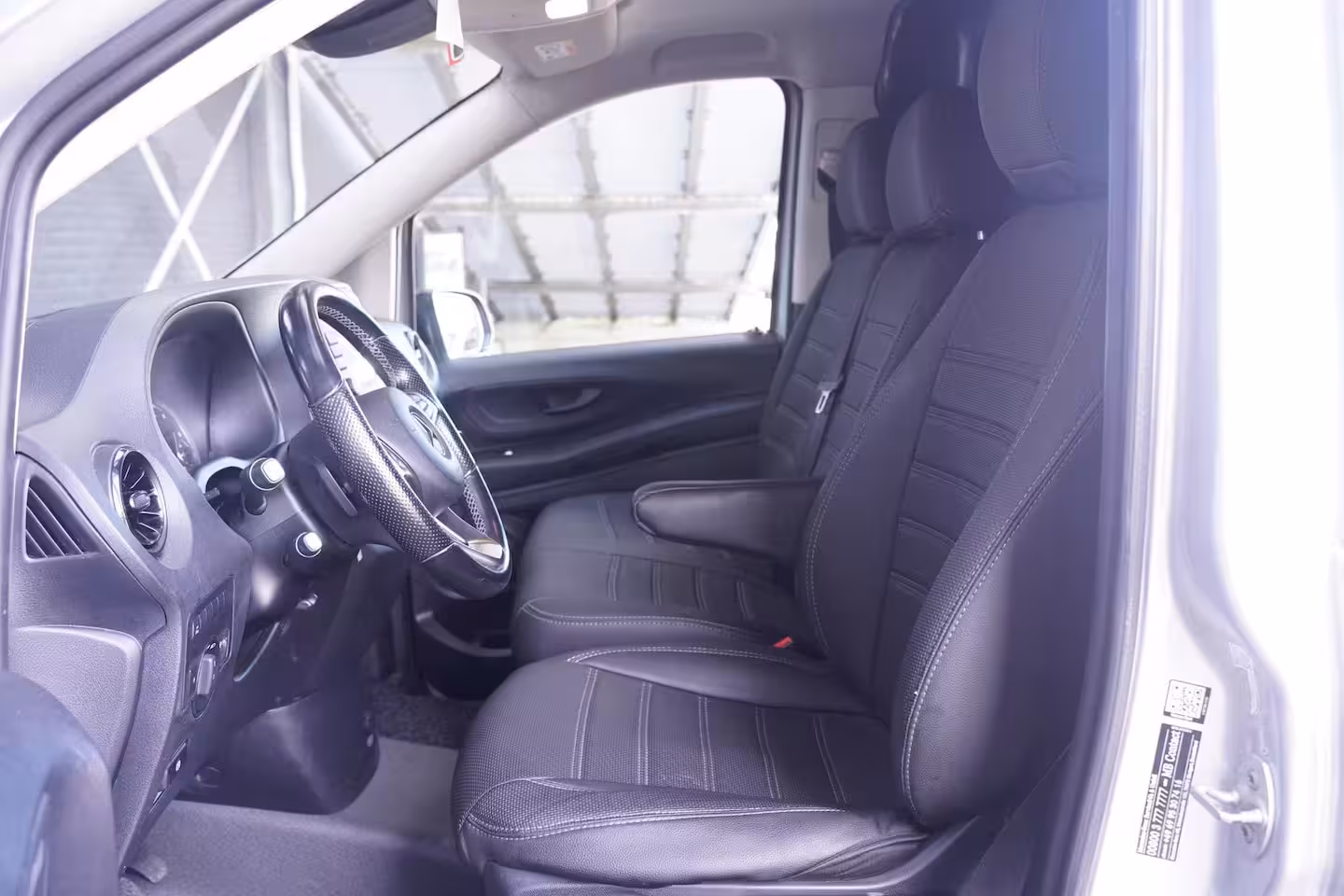 Mercedes-Benz Vito 116 CDI 163 pk Silver&Black Edition Extra Lang Navi, Camera, 19" LMV, Apple Carplay, Laadr