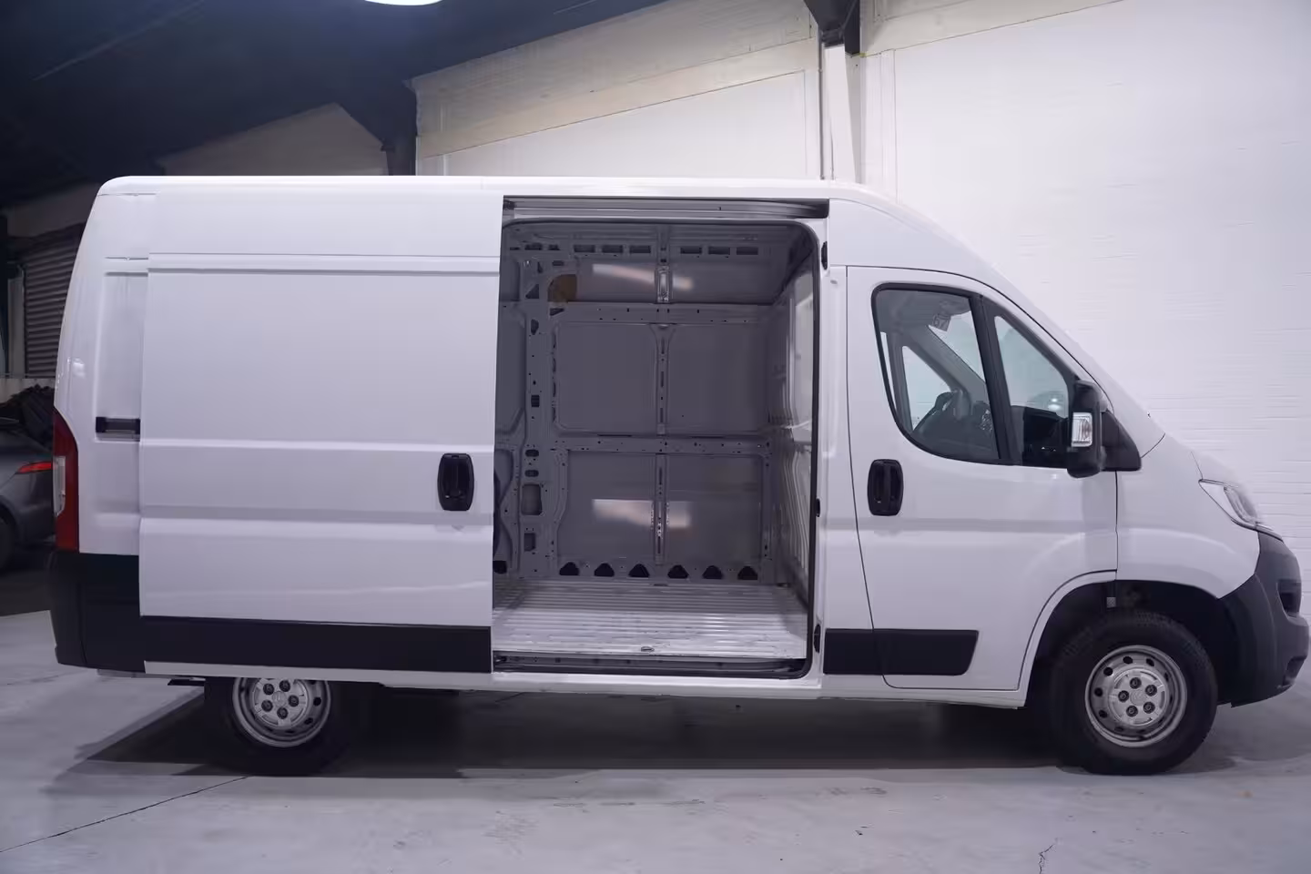Citroën Jumper 2.2 HDI 140 pk L2H2 Airco, Cruise Control BPM vrij, Audiosysteem, PDC achter, 3-Zits