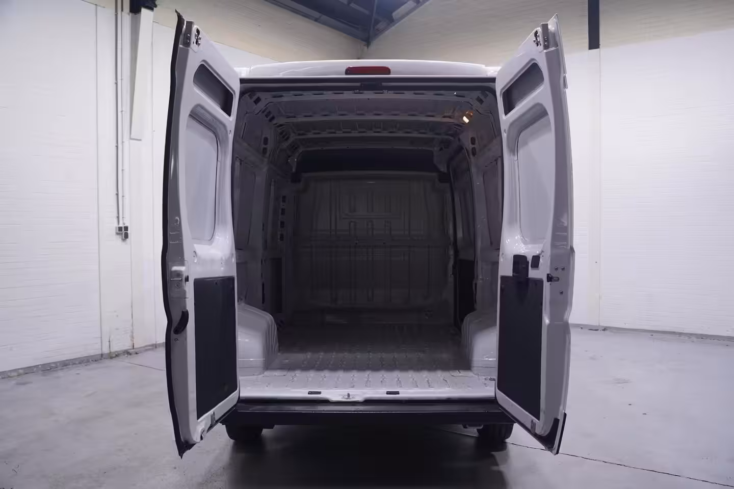 Citroën Jumper 2.2 HDI 140 pk L2H2 Airco, Cruise Control BPM vrij, Audiosysteem, PDC achter, 3-Zits