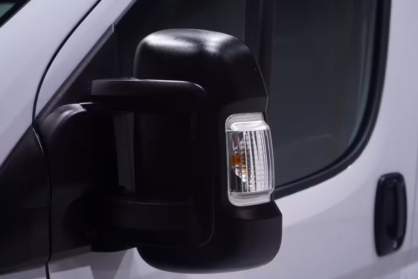 Citroën Jumper 2.2 HDI 140 pk L2H2 Airco, Cruise Control BPM vrij, Audiosysteem, PDC achter, 3-Zits