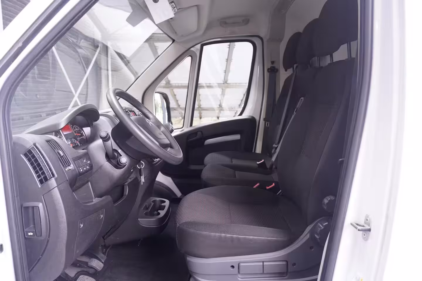 Citroën Jumper 2.2 HDI 140 pk L2H2 Airco, Cruise Control BPM vrij, Audiosysteem, PDC achter, 3-Zits