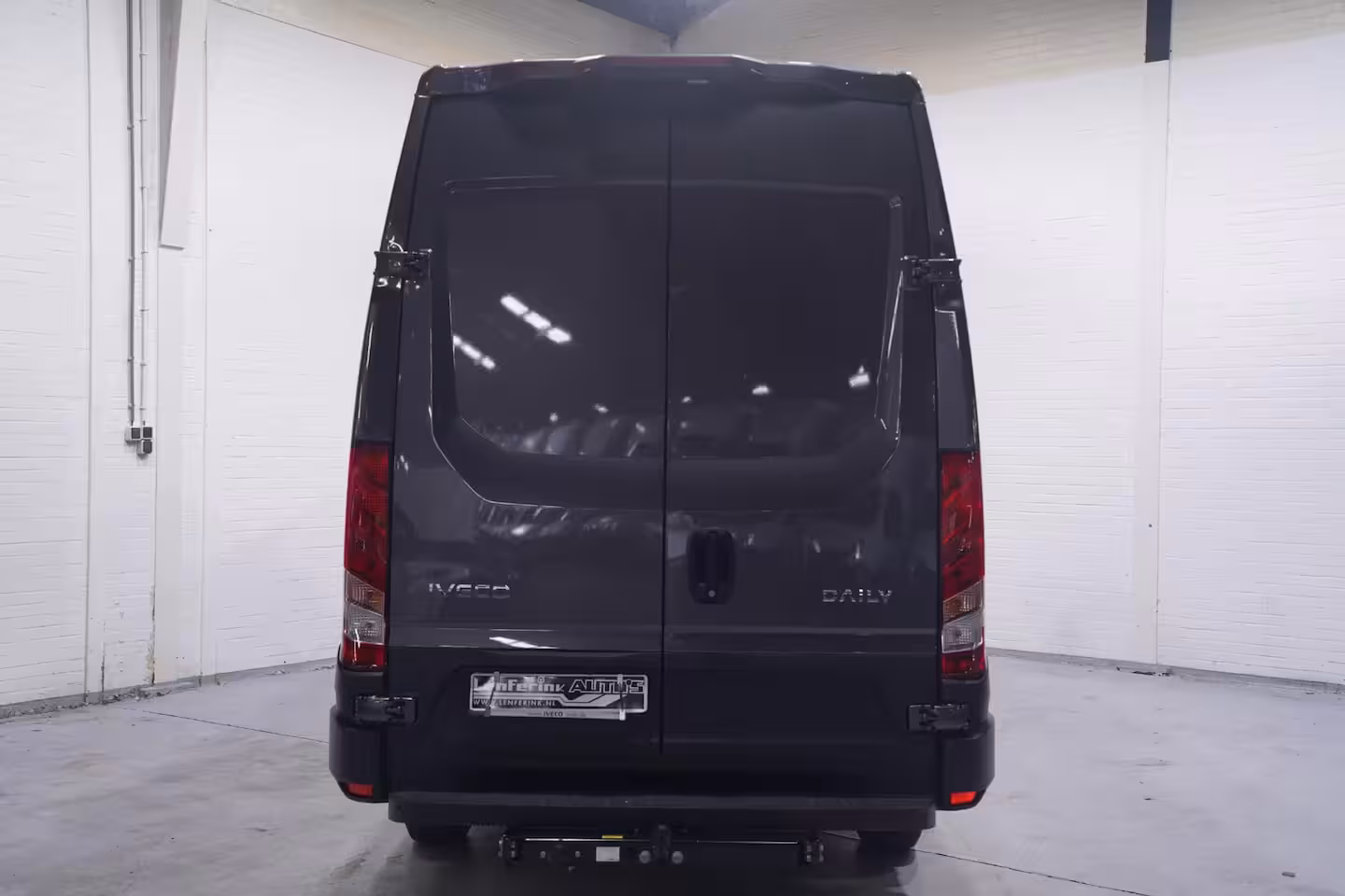 Iveco Daily 35S21 210 pk Aut. L2H2 Nieuw Navi, Camera Laadruimte Pakket, LED Koplampen, Trekhaak 3.500