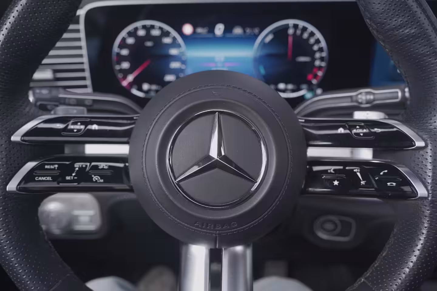 Mercedes-Benz GLE-Klasse 400 e 4MATIC AMG Line Premium 1e Eig. NAP SOH 100%
