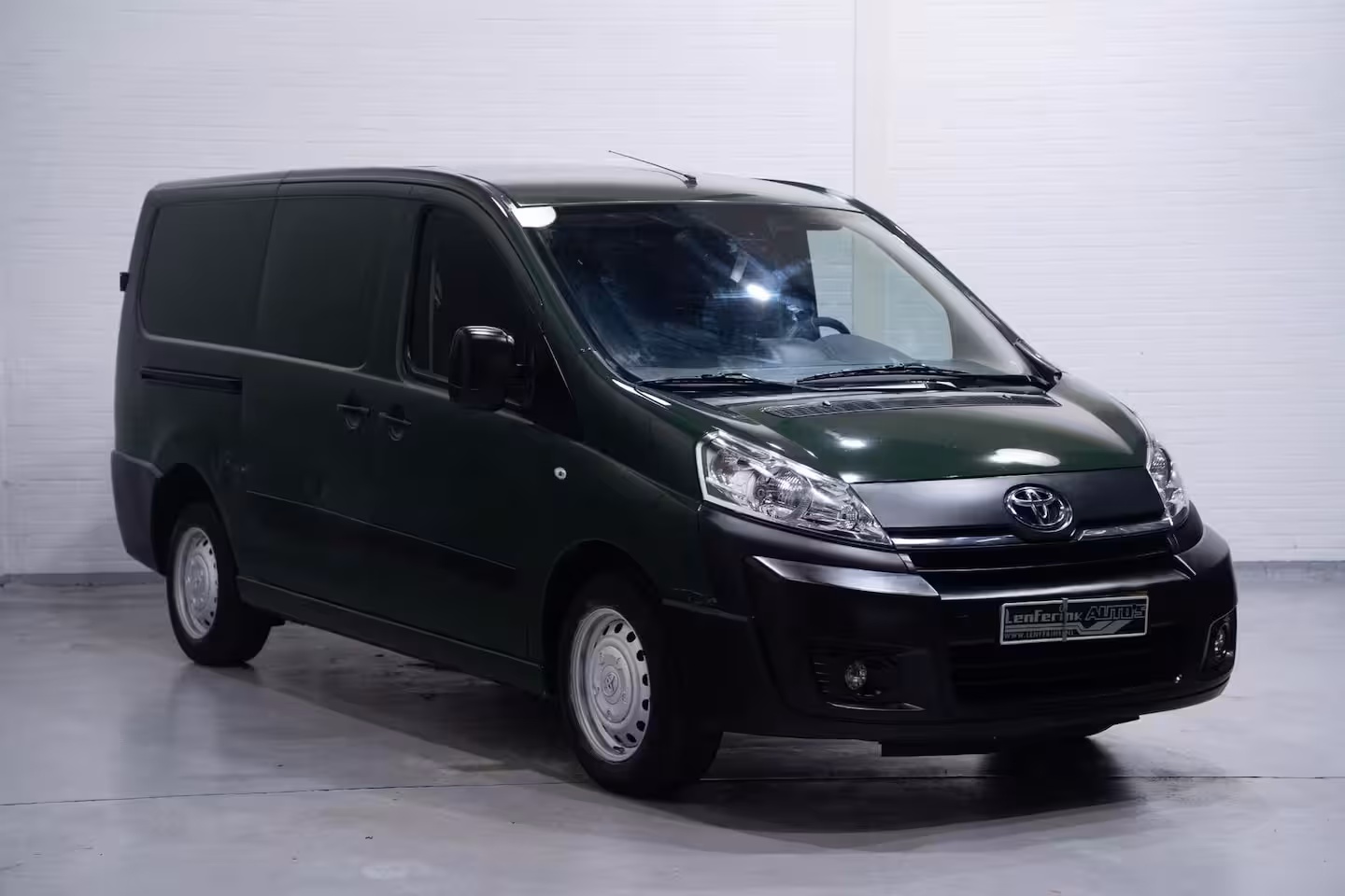 Toyota ProAce 2.0D 128 pk L2H1 Aspiration Airco, Cruise Control Trekhaak, 3-Zits