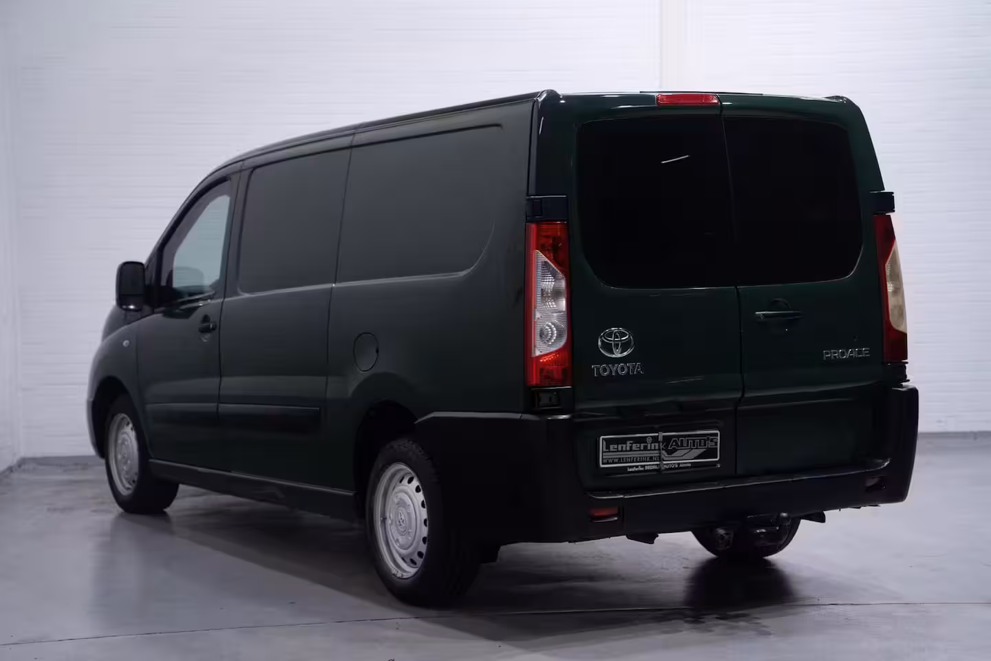 Toyota ProAce 2.0D 128 pk L2H1 Aspiration Airco, Cruise Control Trekhaak, 3-Zits