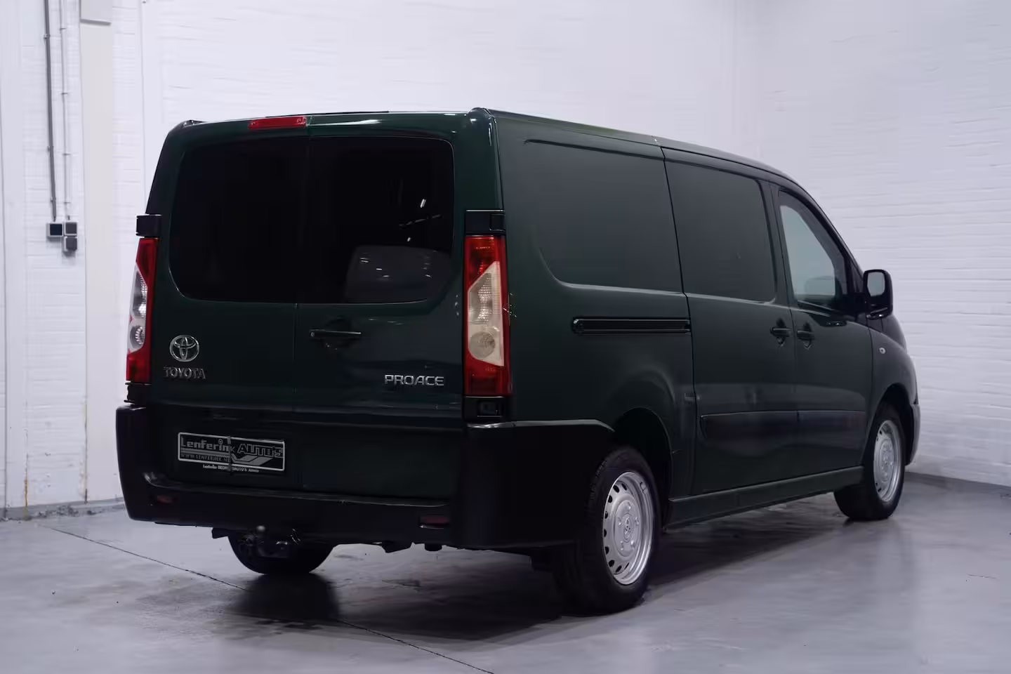 Toyota ProAce 2.0D 128 pk L2H1 Aspiration Airco, Cruise Control Trekhaak, 3-Zits