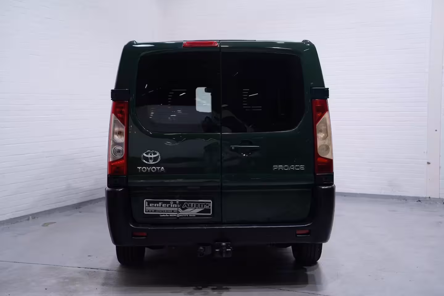 Toyota ProAce 2.0D 128 pk L2H1 Aspiration Airco, Cruise Control Trekhaak, 3-Zits