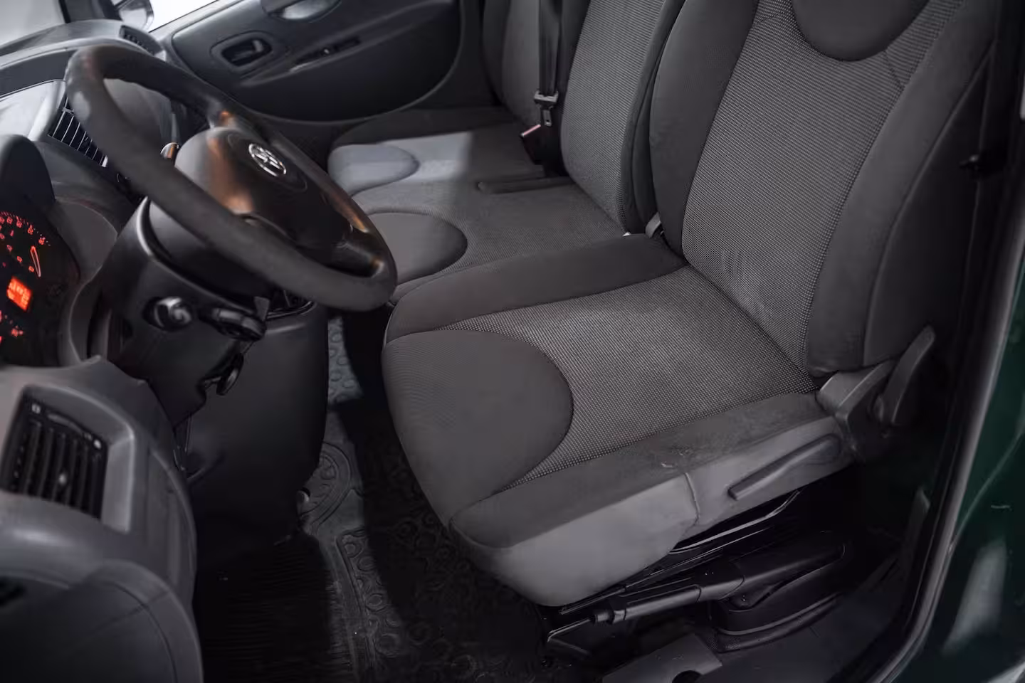 Toyota ProAce 2.0D 128 pk L2H1 Aspiration Airco, Cruise Control Trekhaak, 3-Zits