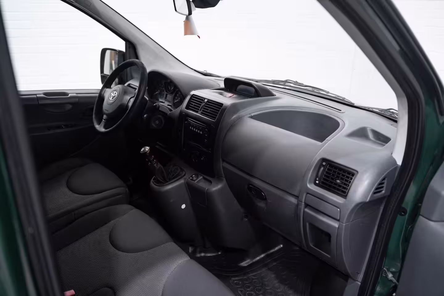Toyota ProAce 2.0D 128 pk L2H1 Aspiration Airco, Cruise Control Trekhaak, 3-Zits