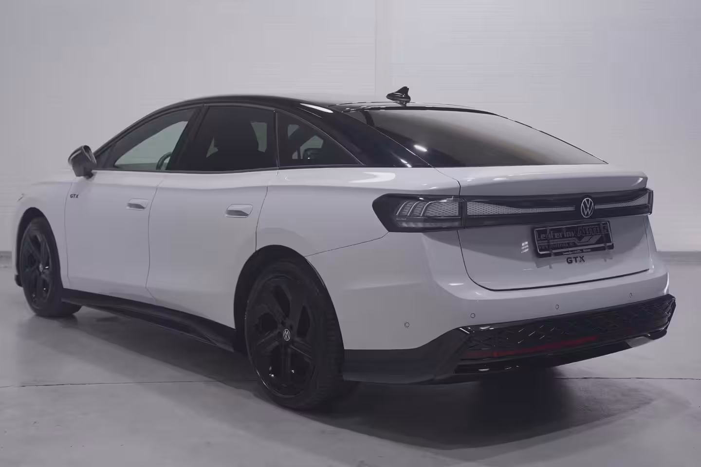 Volkswagen ID.7 GTX 86KWh 4Motion SOH 97% Head-Up Display Navi Apple Carplay Achteruitrijcamera 20"-lmv St