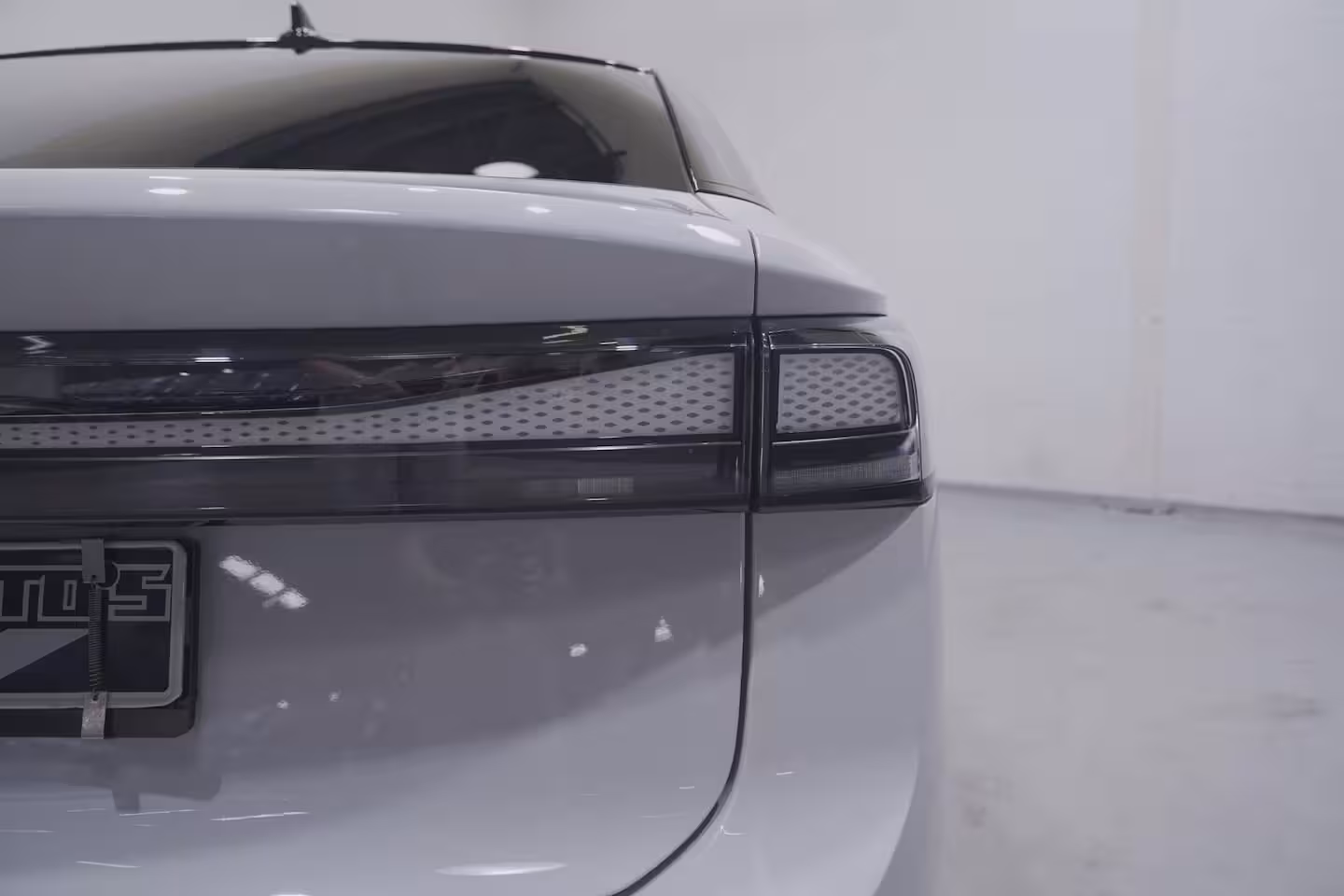 Volkswagen ID.7 GTX 86KWh 4Motion SOH 97% Head-Up Display Navi Apple Carplay Achteruitrijcamera 20"-lmv St