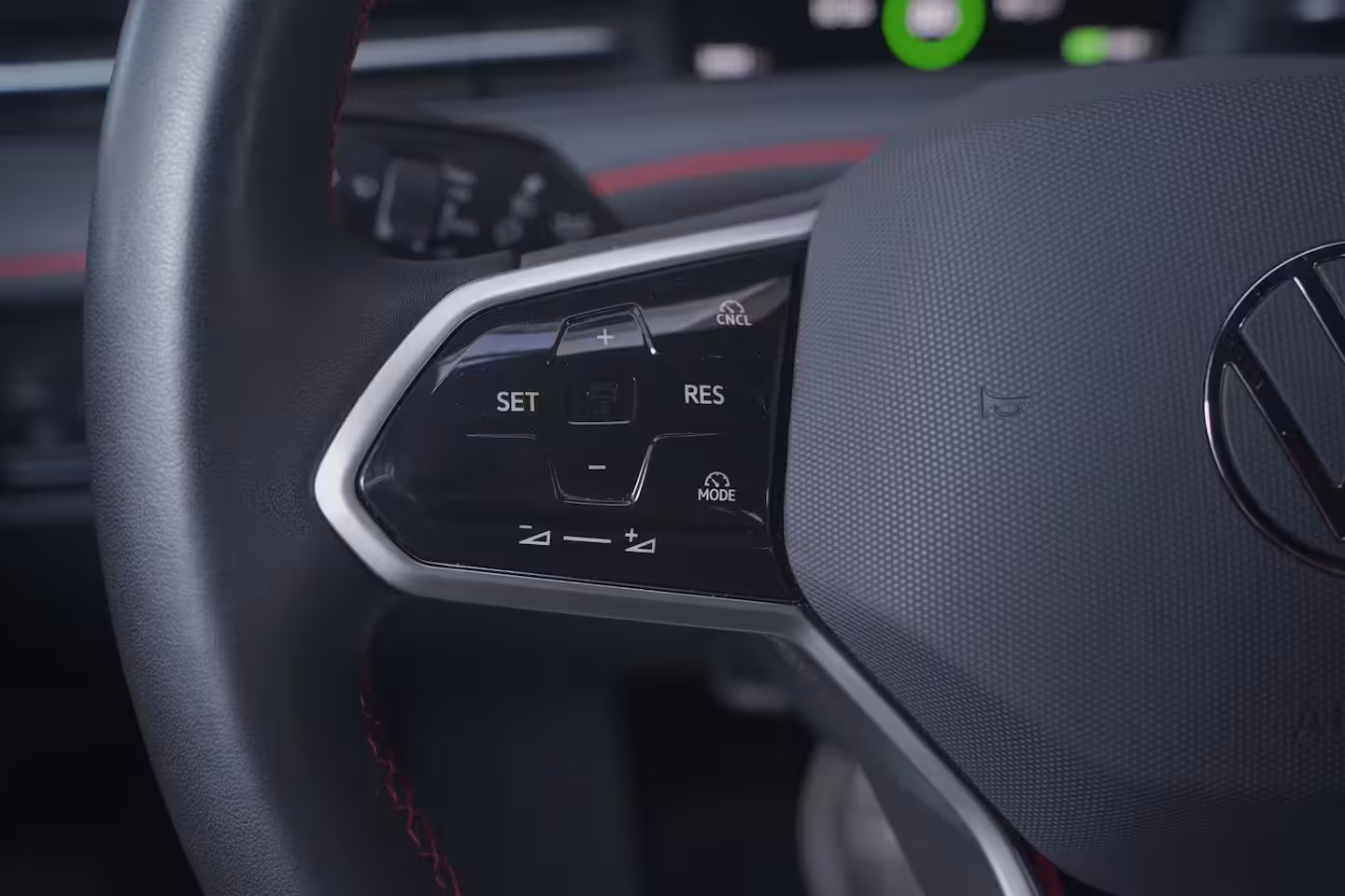 Volkswagen ID.7 GTX 86KWh 4Motion SOH 97% Head-Up Display Navi Apple Carplay Achteruitrijcamera 20"-lmv St