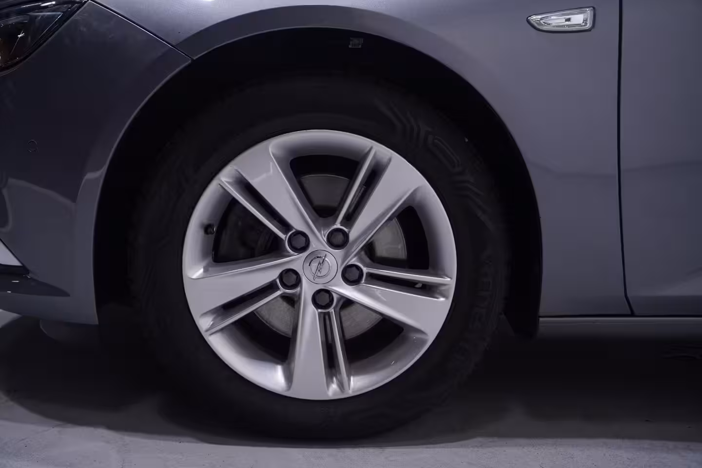 Opel Insignia Grand Sport 1.6 CDTI Business Executive navigatie led-verlichting cruise-controle stoel/stuur-verwarmi