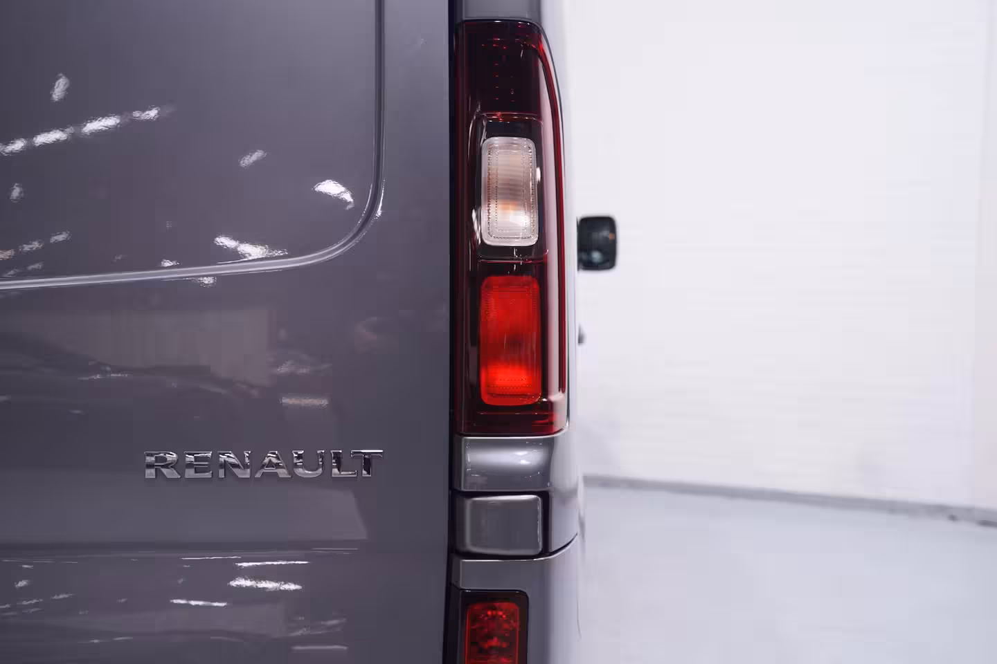 Renault Trafic 1.6 dCi 125 pk Dubbel Cabine L2 Navi, Trekhaak Airco ECC, Cruise Control, Slechts 117 dkm,