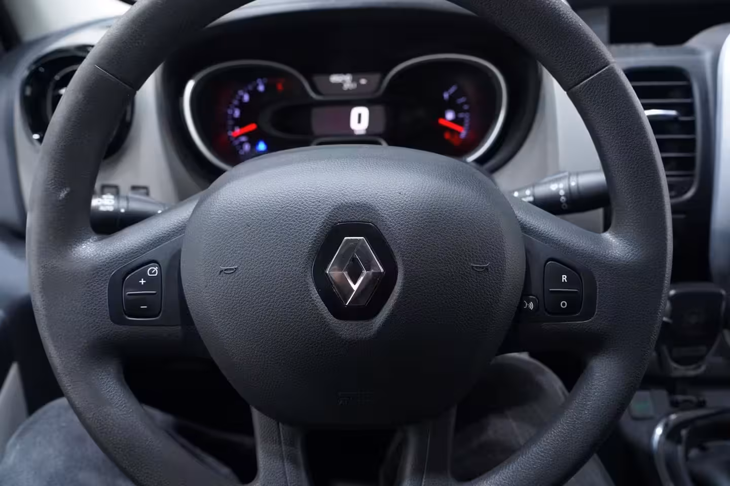 Renault Trafic 1.6 dCi 125 pk Dubbel Cabine L2 Navi, Trekhaak Airco ECC, Cruise Control, Slechts 117 dkm,