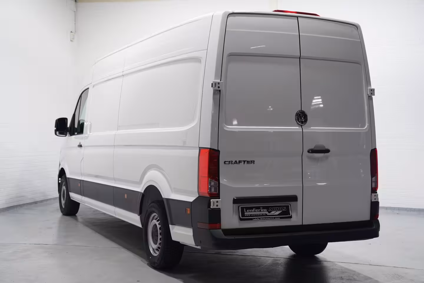 Volkswagen Crafter 2.0 TDI 140 pk L4H3 Airco, Cruise Control Geveerde Stoel, PDC V+A, 3-Zits, Nieuw ongebruik