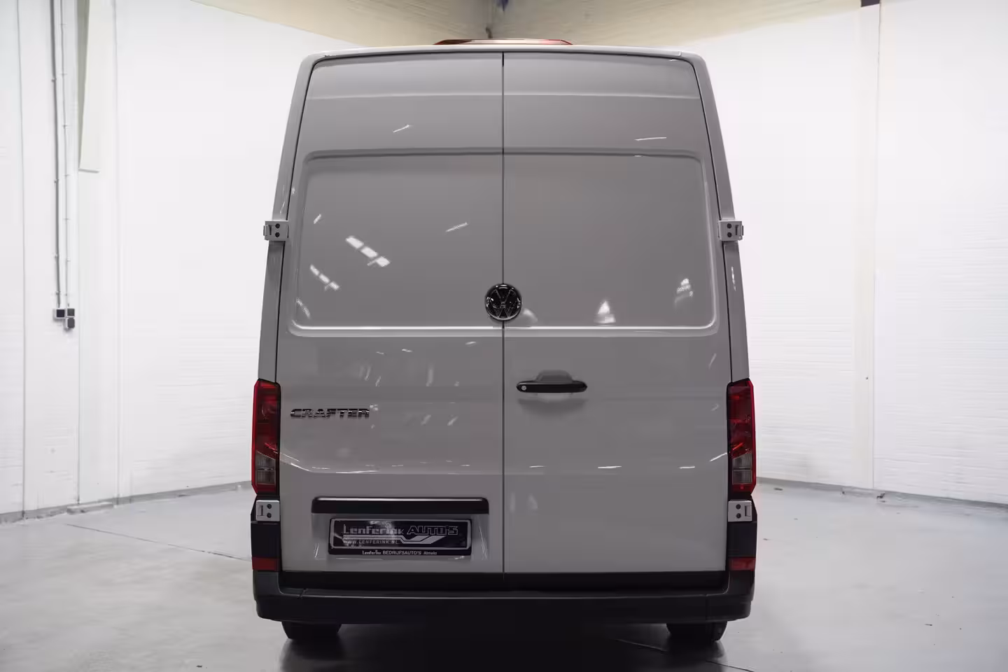Volkswagen Crafter 2.0 TDI 140 pk L4H3 Airco, Cruise Control Geveerde Stoel, PDC V+A, 3-Zits, Nieuw ongebruik