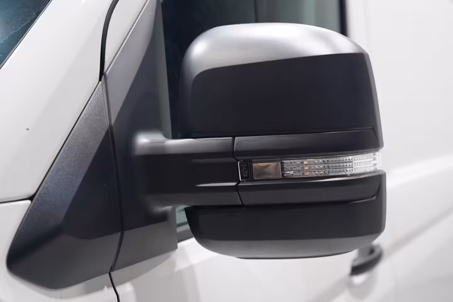 Volkswagen Crafter 2.0 TDI 140 pk L4H3 Airco, Cruise Control Geveerde Stoel, PDC V+A, 3-Zits, Nieuw ongebruik