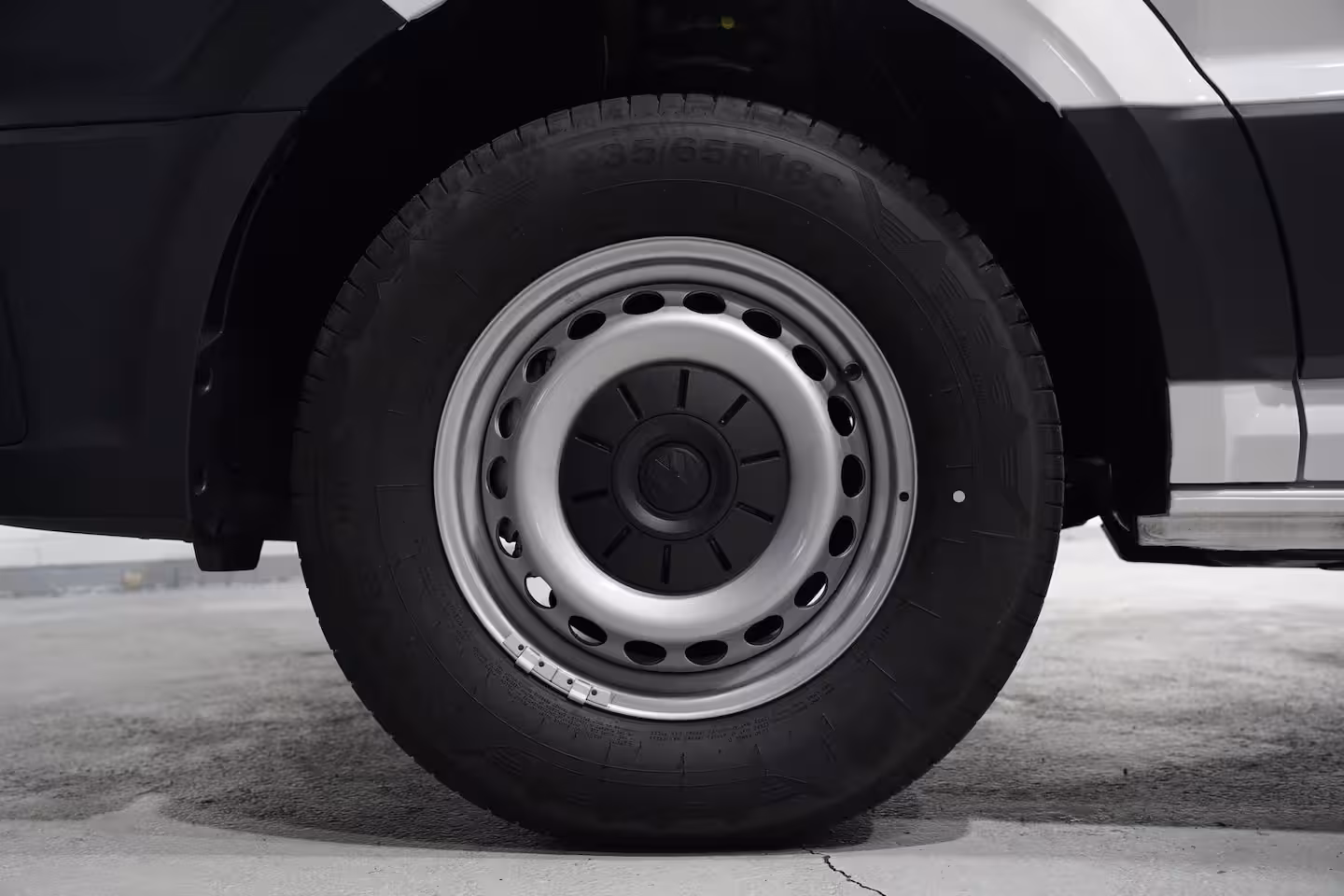 Volkswagen Crafter 2.0 TDI 140 pk L4H3 Airco, Cruise Control Geveerde Stoel, PDC V+A, 3-Zits, Nieuw ongebruik