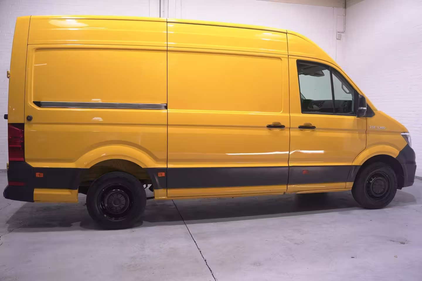 MAN TGE 3.140 pk DSG Automaat L3H3 Airco, DHL Geel App Connect, Cruise Control, 270 Graden Deuren,