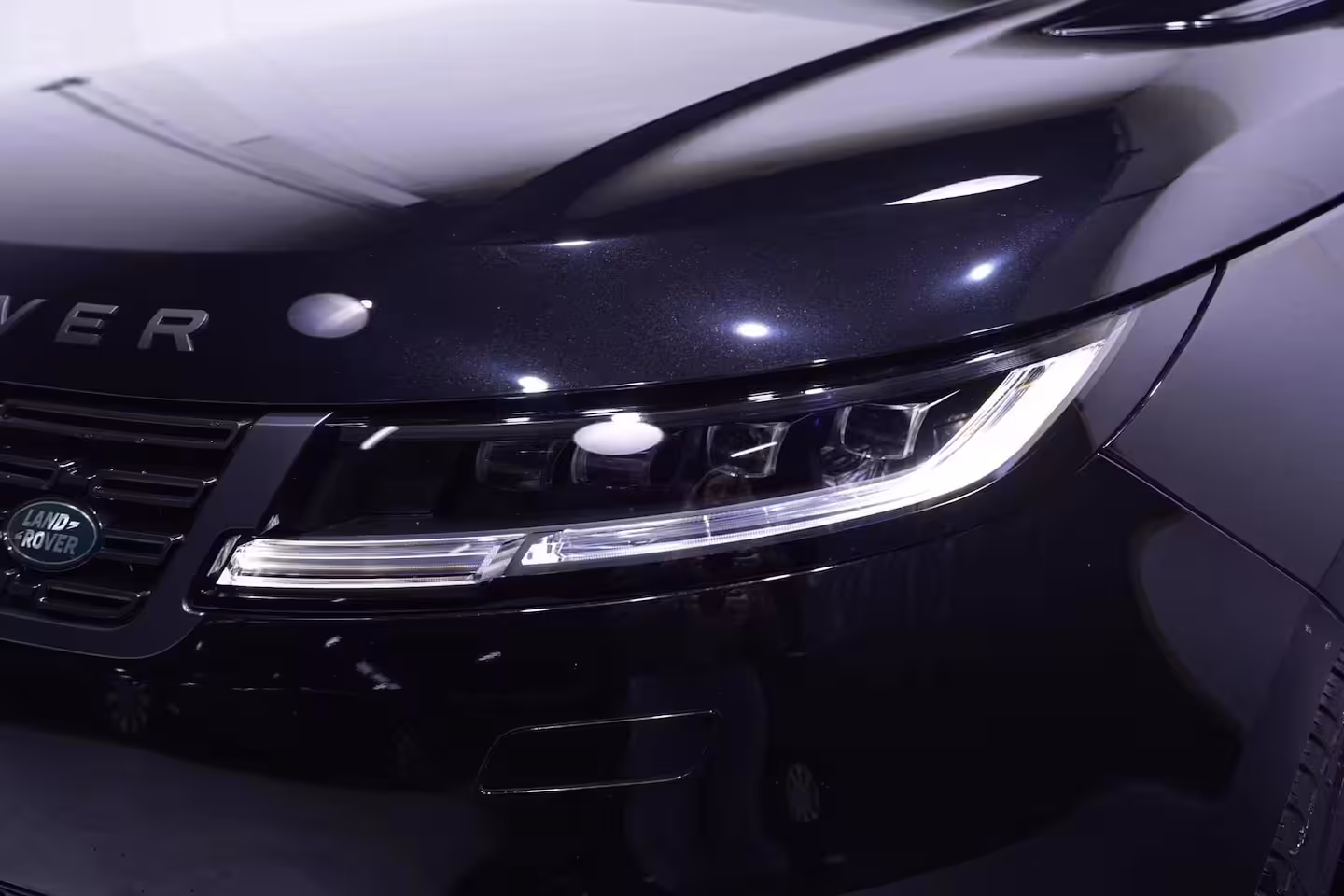 Land Rover Range Rover Sport D300 Dynamic SE Grijs Kenteken 2p Leder Bruin, 360 Camera, Navi, LED, Adapt. Cruise
