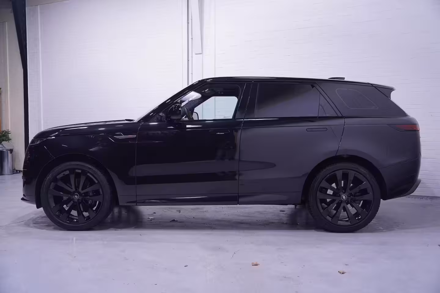 Land Rover Range Rover Sport D300 Dynamic SE Grijs Kenteken 2p Leder Bruin, 360 Camera, Navi, LED, Adapt. Cruise
