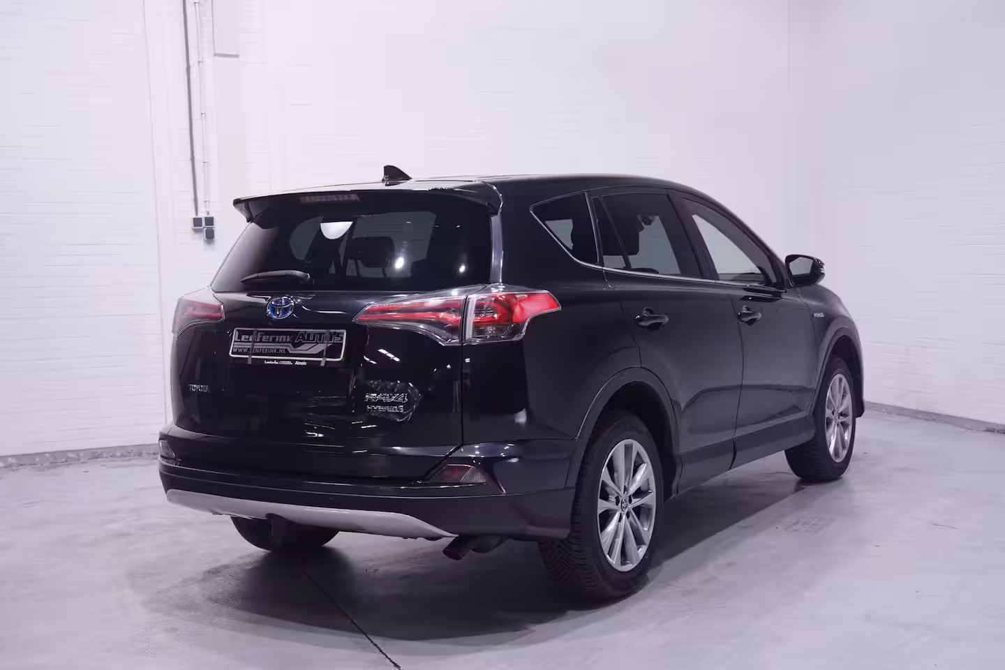 Toyota RAV4 2.5 Hybrid AWD Dynamic navigatie lederen-bekleding LED cruise-controlle electrische-achter