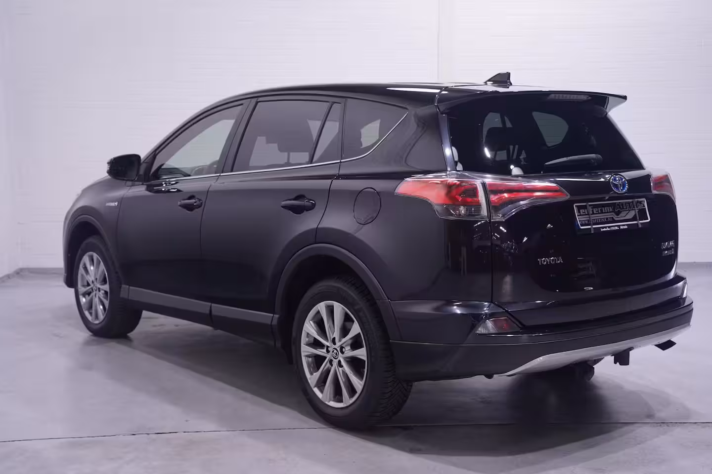 Toyota RAV4 2.5 Hybrid AWD Dynamic navigatie lederen-bekleding LED cruise-controlle electrische-achter